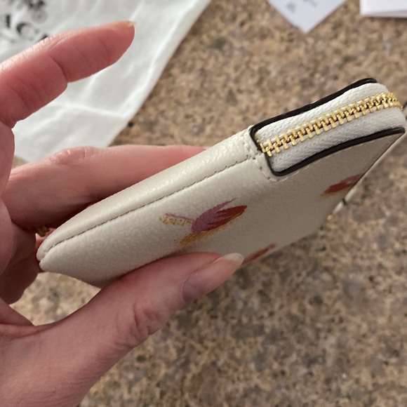 NWT Coach Corner Zip Wristlet Floral (Wristlet Only-Doesn’t Include Dust Bag) - Picture 9 of 17